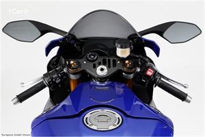 بررسی موتورسیکلت یاماها YZF-R1 مدل 2015